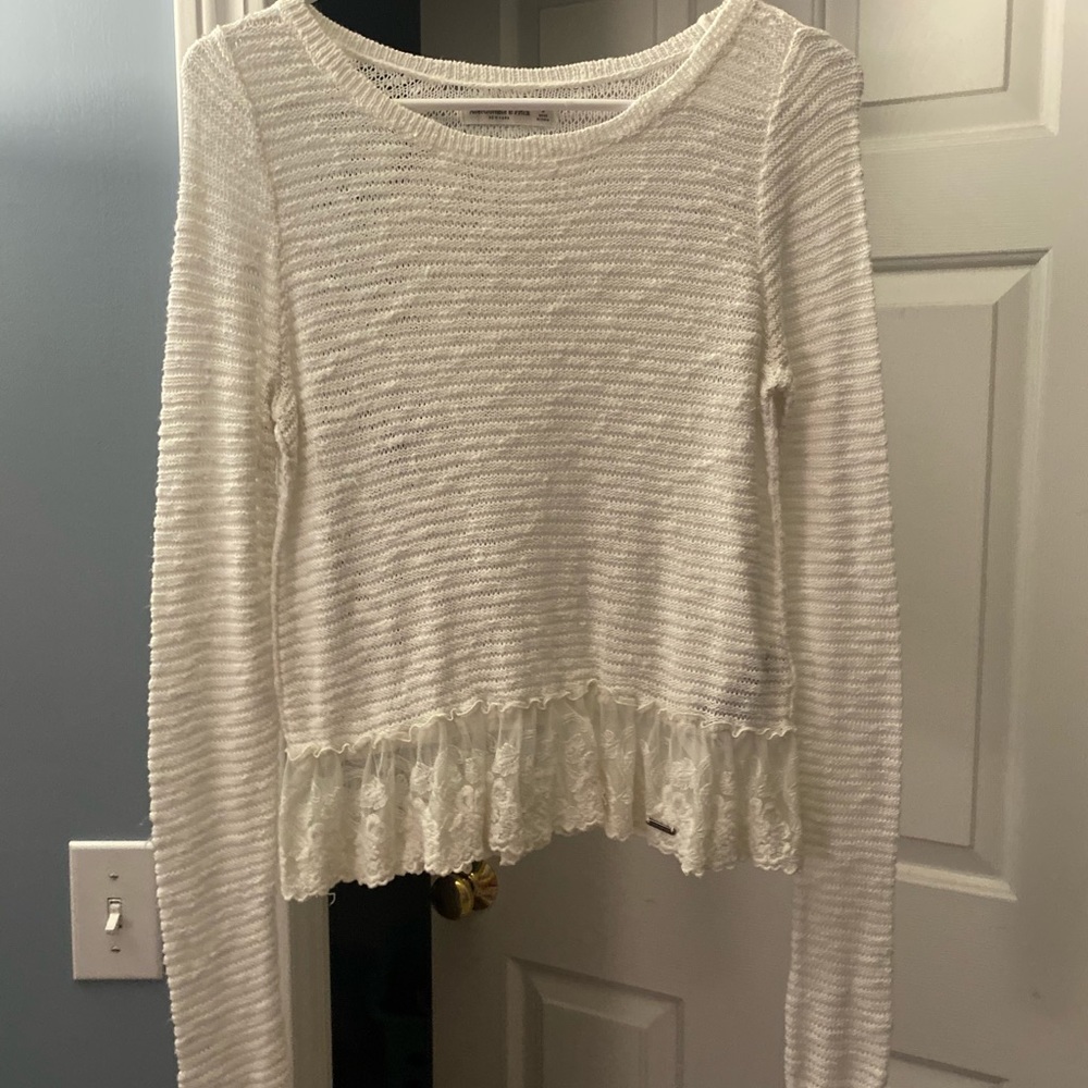 Abercrombie white sweater with lace